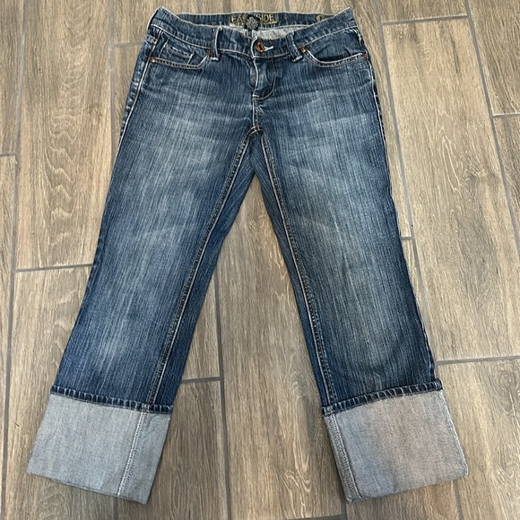 New York & Co. Eastside collection women’s jeans size 2P. Blue distressed denim - Picture 2 of 7